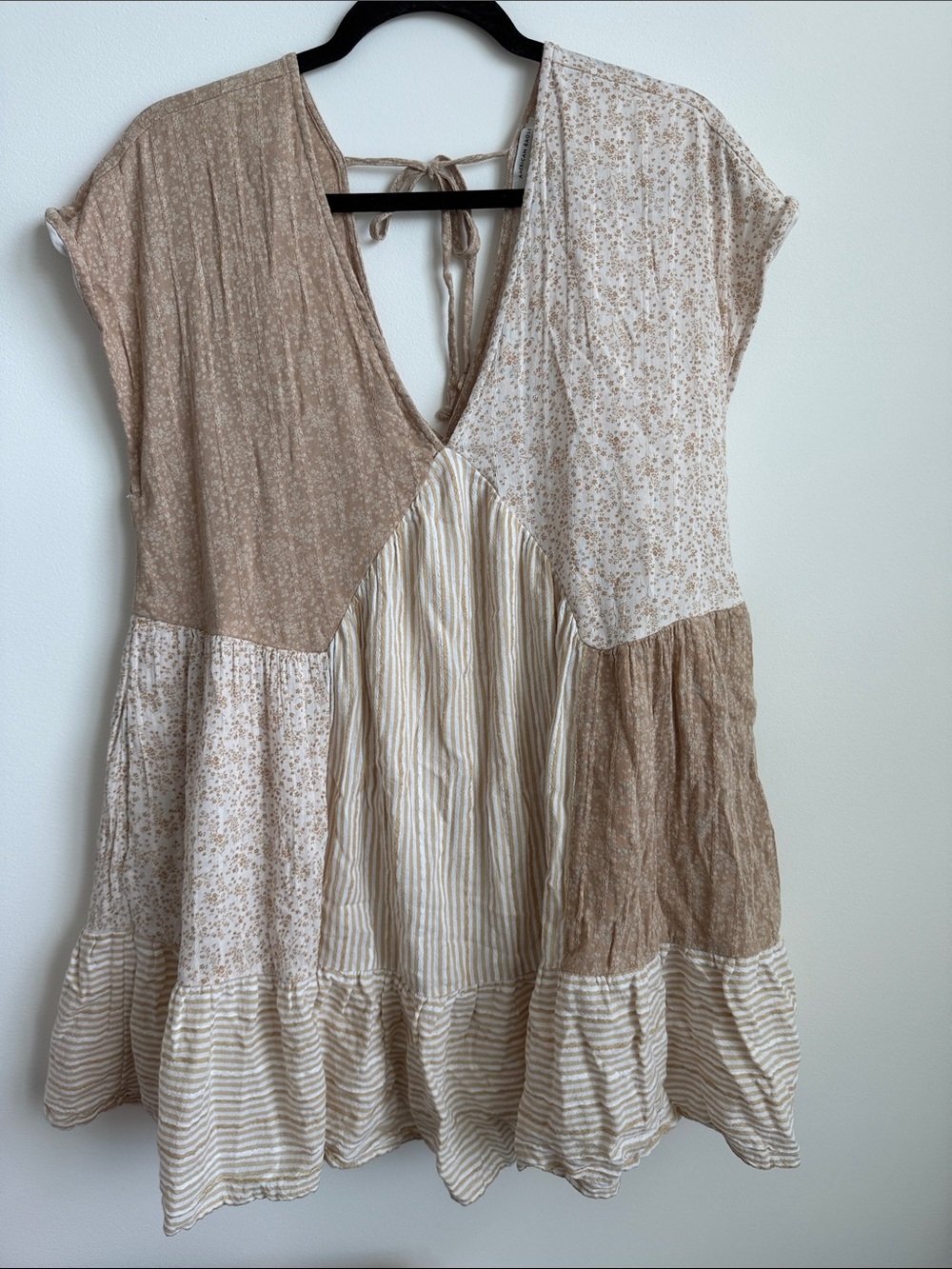 American Eagle Outfitters Patchwork V-Neck Tunic in Cream & Tan